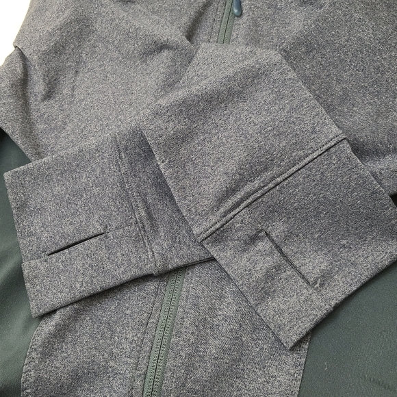 The North Face women's blue zip up long sleeve sweater - Picture 5 of 8